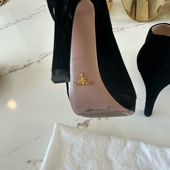 Prada Calzature Donna Camoscio Chic Nero Heels 36 1/2 GUC - Picture 5 of 8